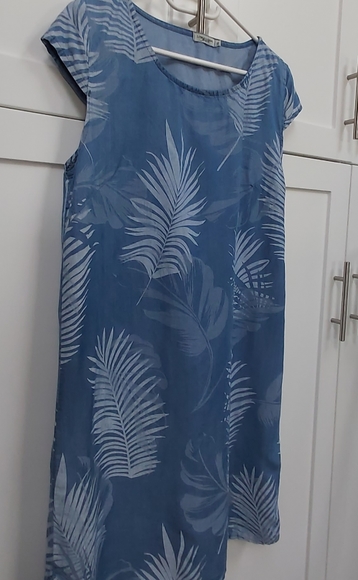 Lungo L'Arno tropical pop over dress - Picture 8 of 8